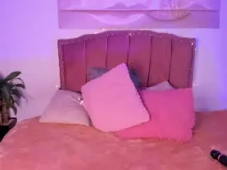 Xlovecam Live Porn of NatalieRey