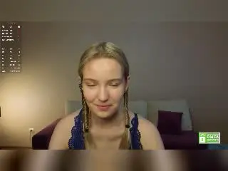 Xlovecam Free Porn Cam of NicoleSpritzer