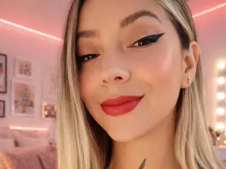 Xlovecam Live Porn of KayleeM