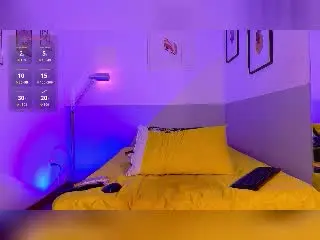 Xlovecam Watch Live Sex Cams of DreamingOfU