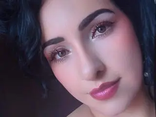 Xlovecam Sex Chat of LuluFrancaise
