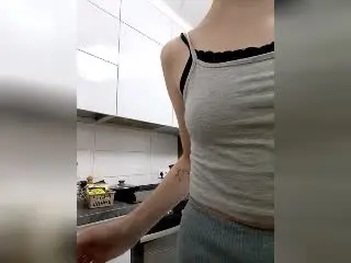 Xlovecam Watch Live Sex Cams of WollyMolly