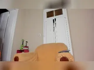 Xlovecam Sex Cam of KiaraHernandezX