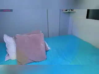 Xlovecam Live Sex of MiaAylen